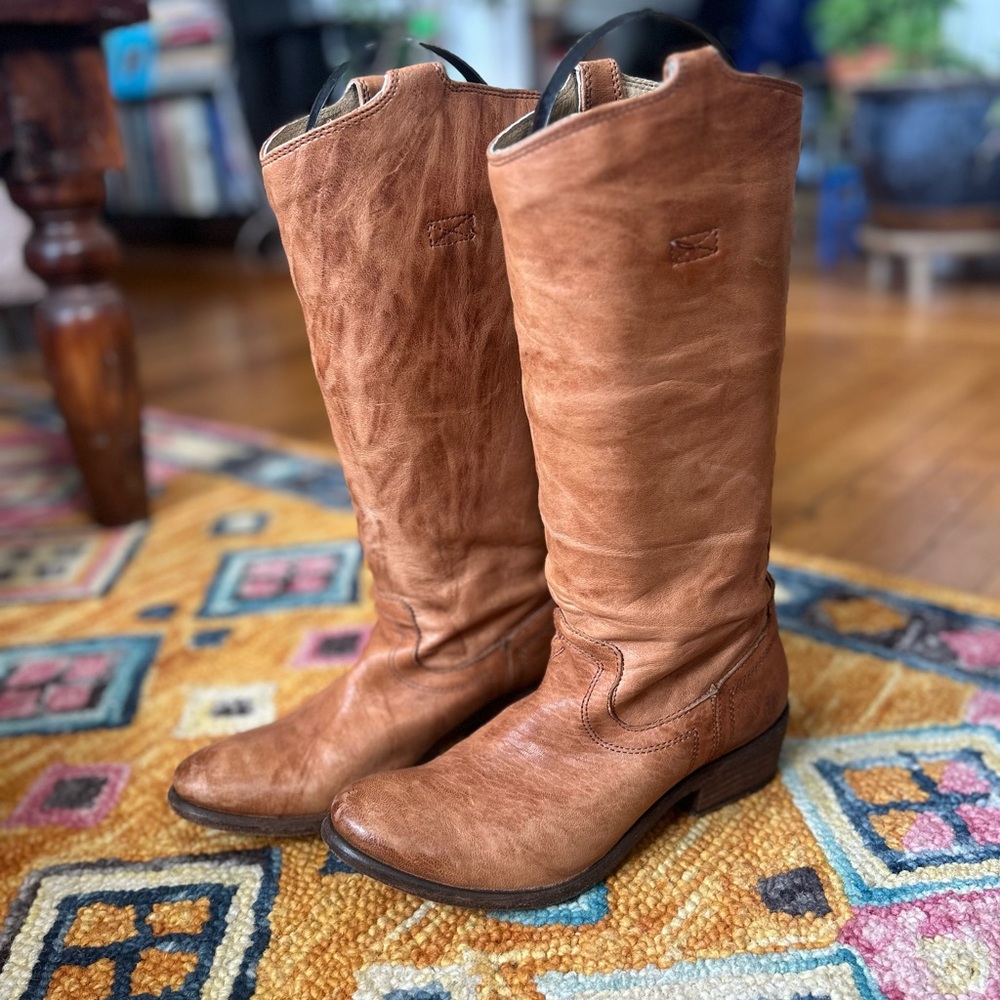 Women's Tan Leather Boots